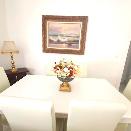 Angeles Apartment Marbella